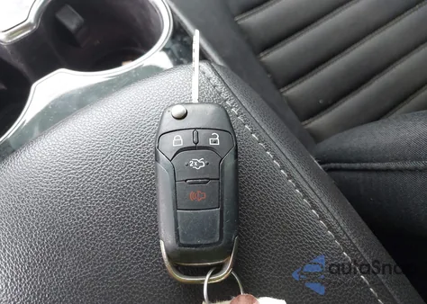 2014 Ford Fusion Se z USA, uszkodzony, nr VIN 1FA6P0HD0E5392037